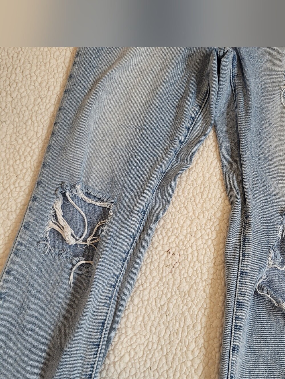 PacSun Distressed Jeans Size 27 High Rise - Picture 2 of 6